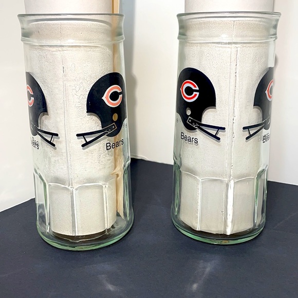 2 1970's Fisher Peanuts NFL Promo Chicago Bears Football Team Helmet Logo Mugs! - Picture 4 of 7